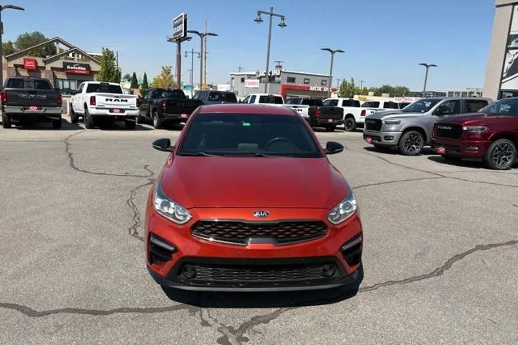 2020 Kia Forte GT-Line photo 1