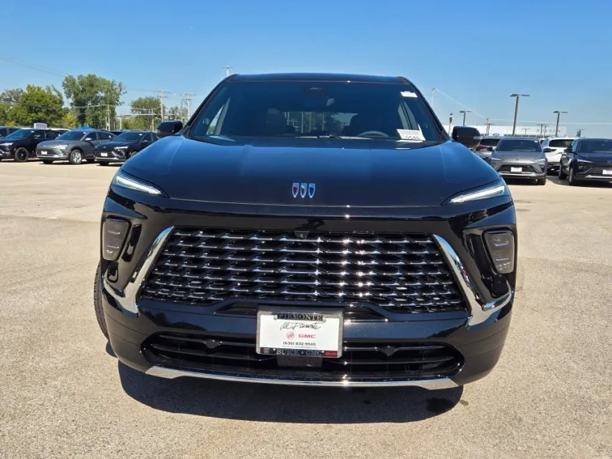 2026 Buick Enclave Avenir photo 1