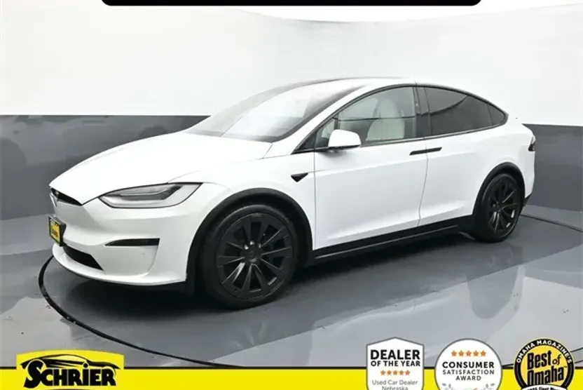 2022 Tesla Model X Plaid photo 1