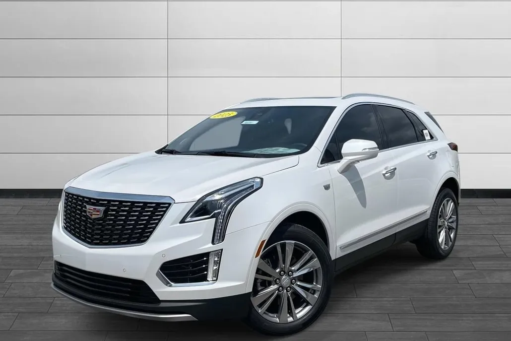 2025 Cadillac XT5 Premium Luxury photo 1