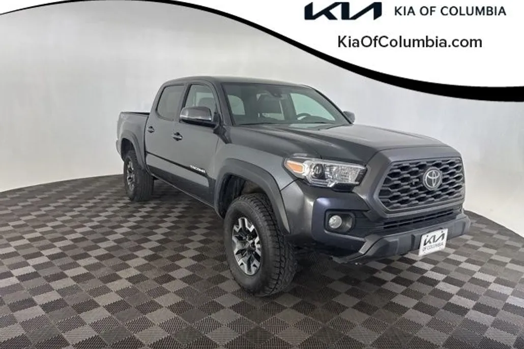 2023 Toyota Tacoma TRD Off-Road V6 photo 1