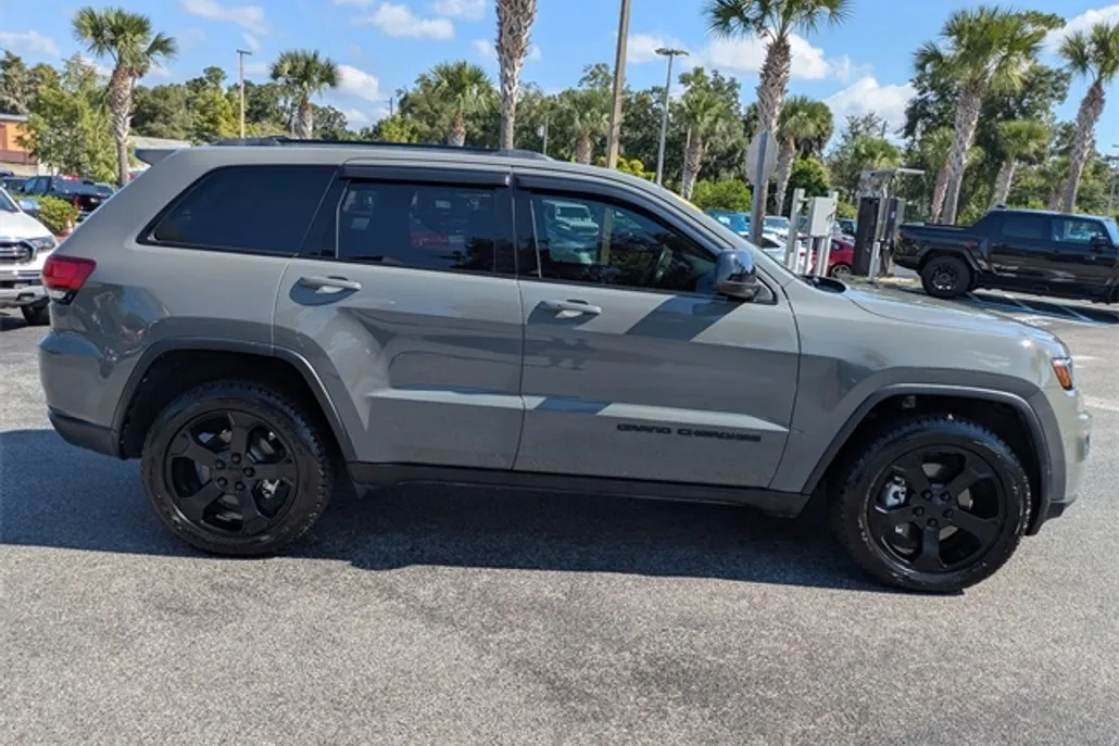 2021 Jeep Grand Cherokee Freedom photo 1