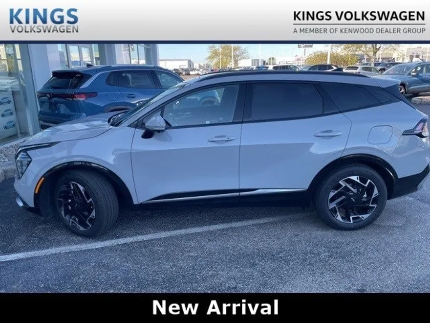 2024 Kia Sportage photo 1