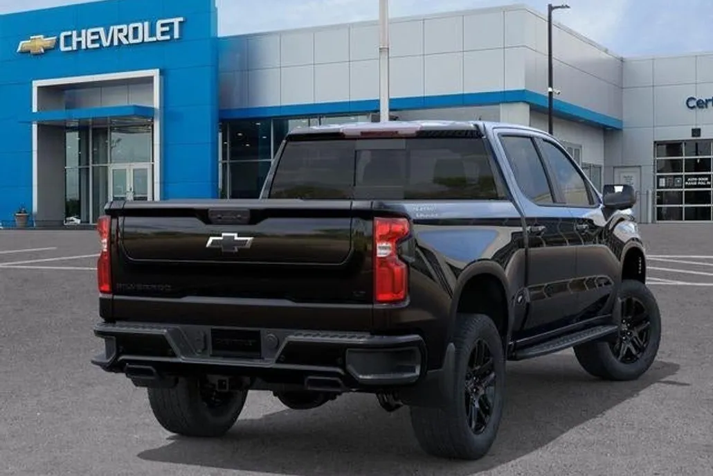 2026 Chevrolet Silverado 1500 LT Trail Boss photo 1
