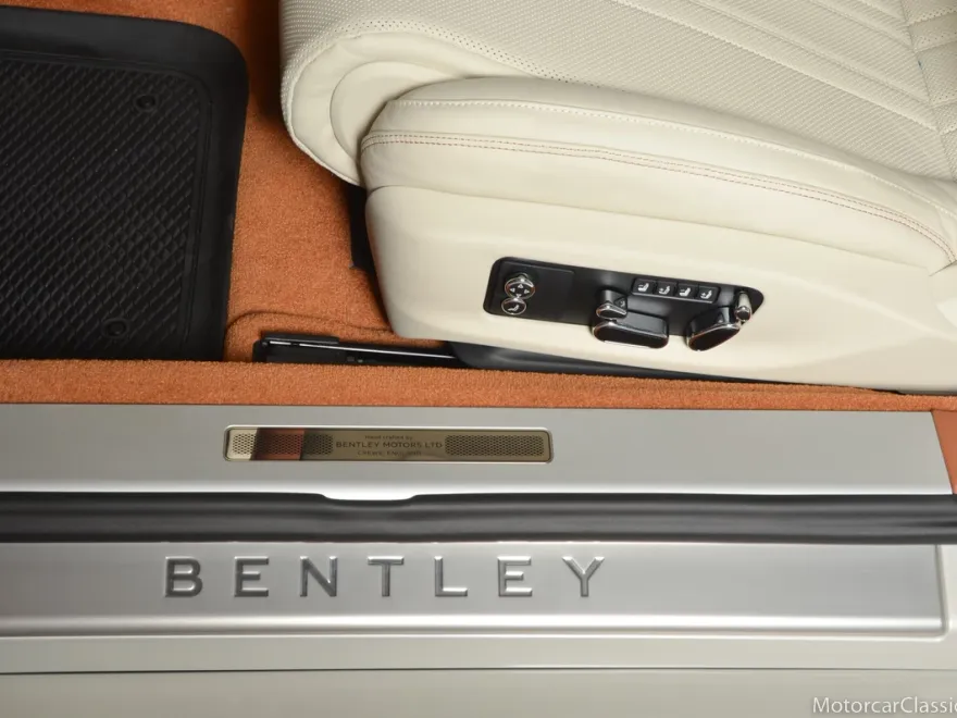2022 Bentley Continental V8 photo 38