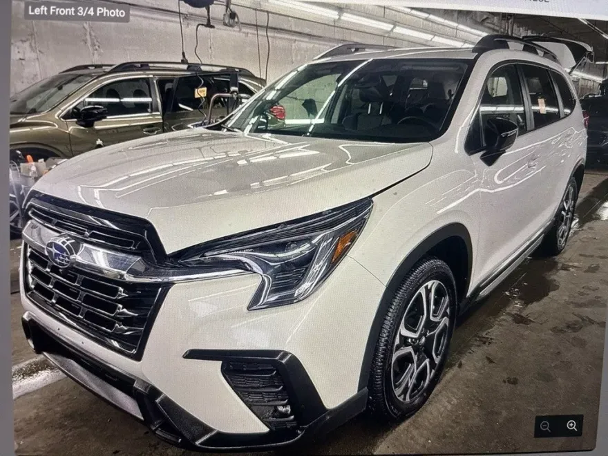2024 Subaru Ascent Limited photo 1