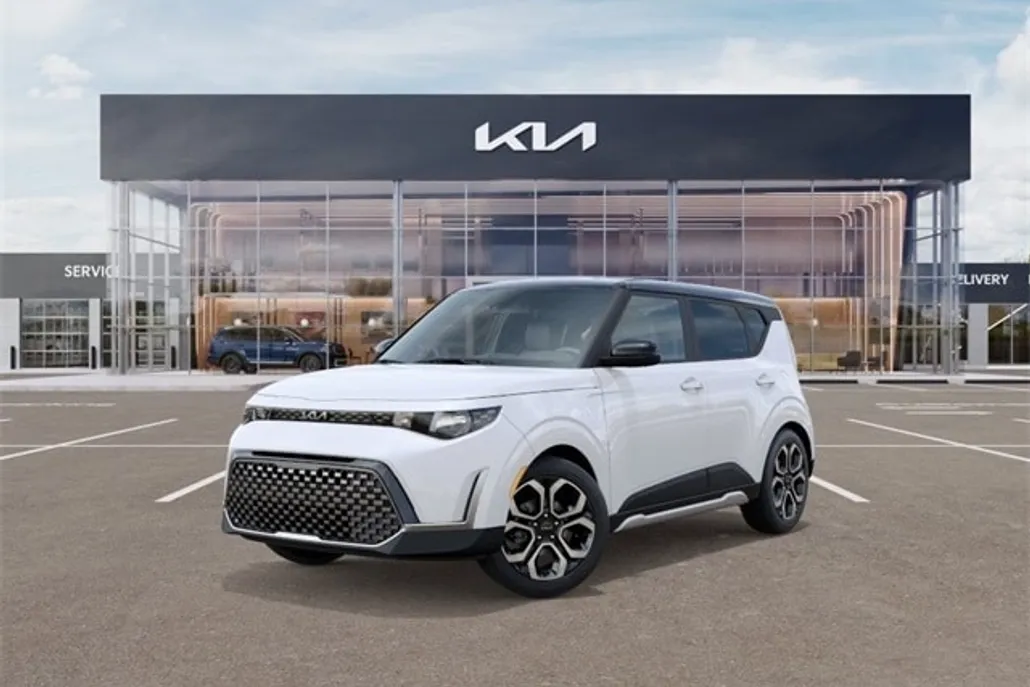 2025 Kia Soul EX photo 1
