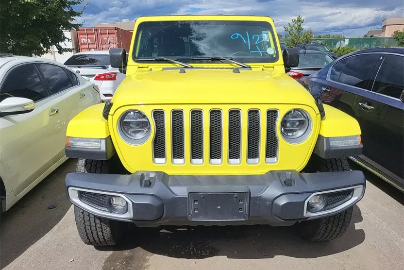 2022 Jeep Wrangler Unlimited Sahara photo 1
