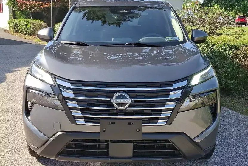 2024 Nissan Rogue SV AWD photo 1