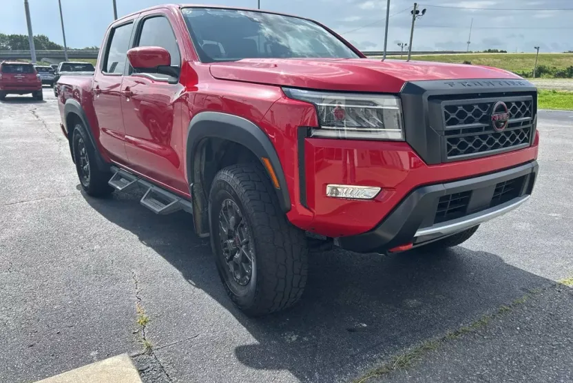 2024 Nissan Frontier Crew Cab PRO-4X photo 1