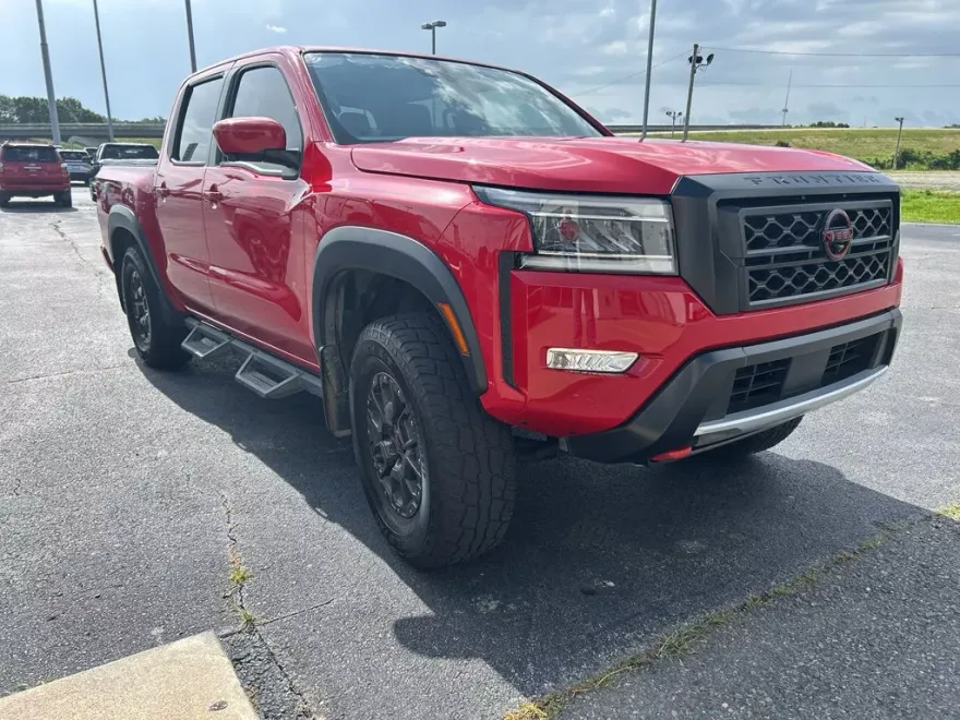 2024 Nissan Frontier Crew Cab PRO-4X photo 1