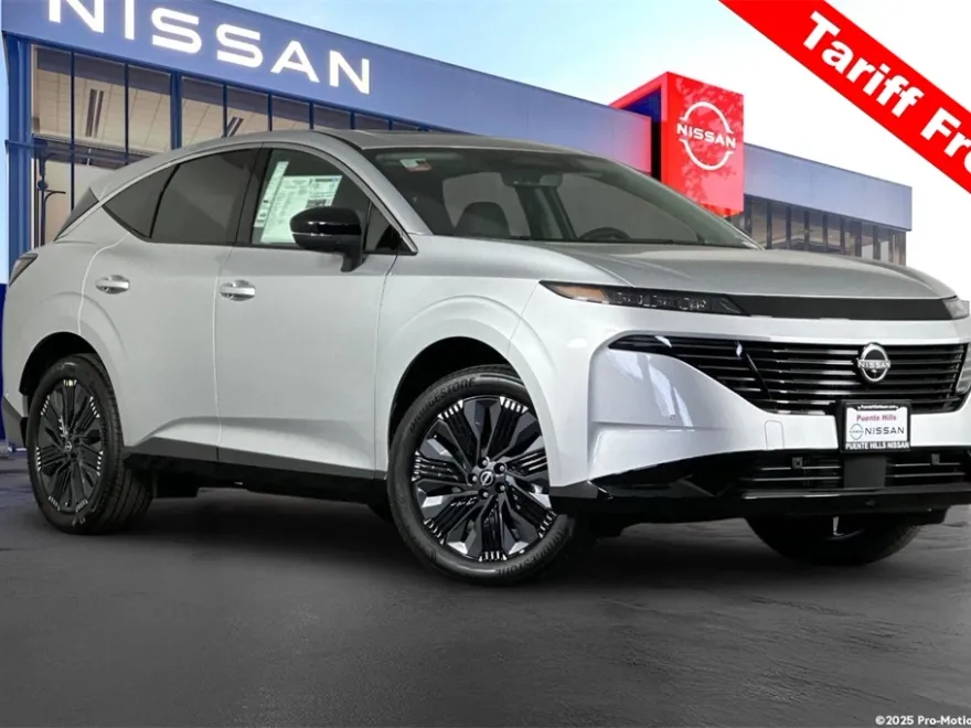 2025 Nissan Murano Platinum photo 1