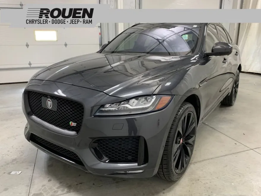 2020 Jaguar F-PACE S photo 1