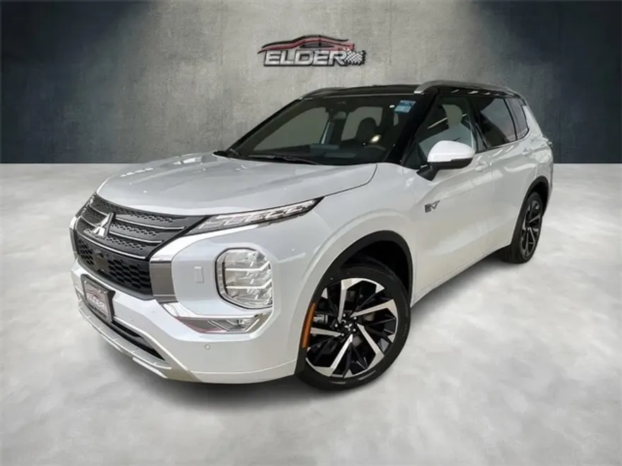 2025 Mitsubishi Outlander PHEV SEL photo 1