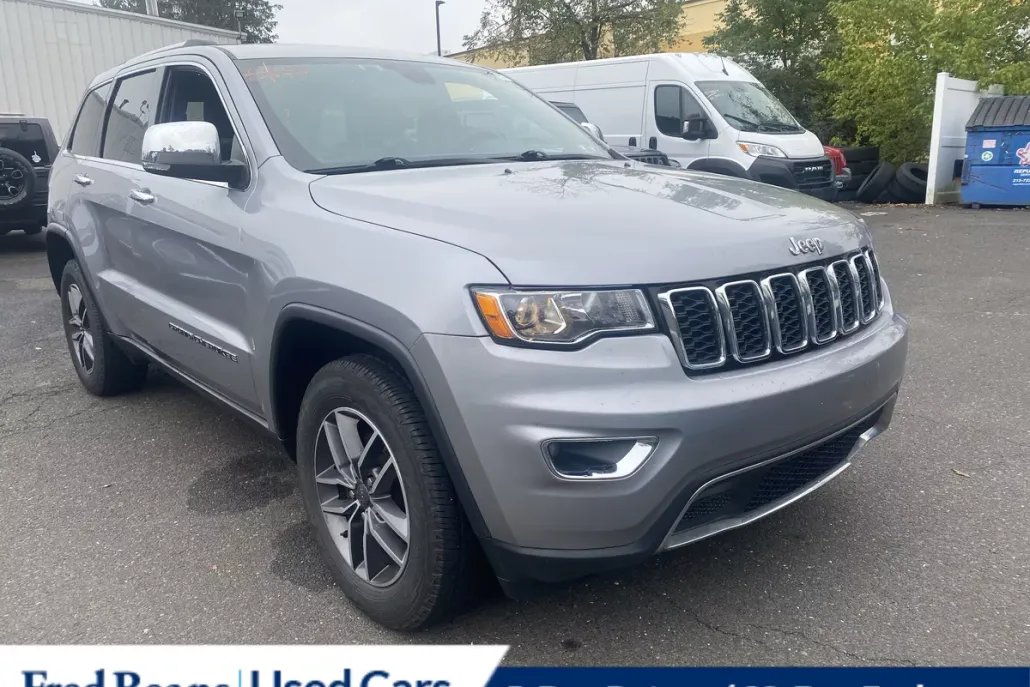 2019 Jeep Grand Cherokee Limited photo 1