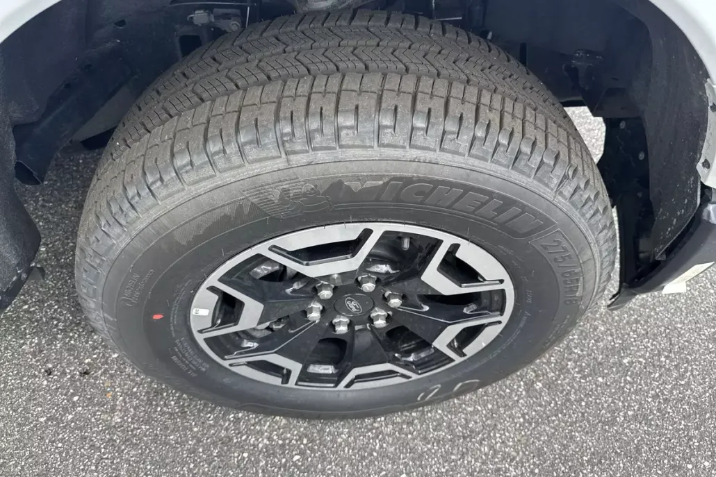 2024 Ford F-150 Lightning XL photo 1