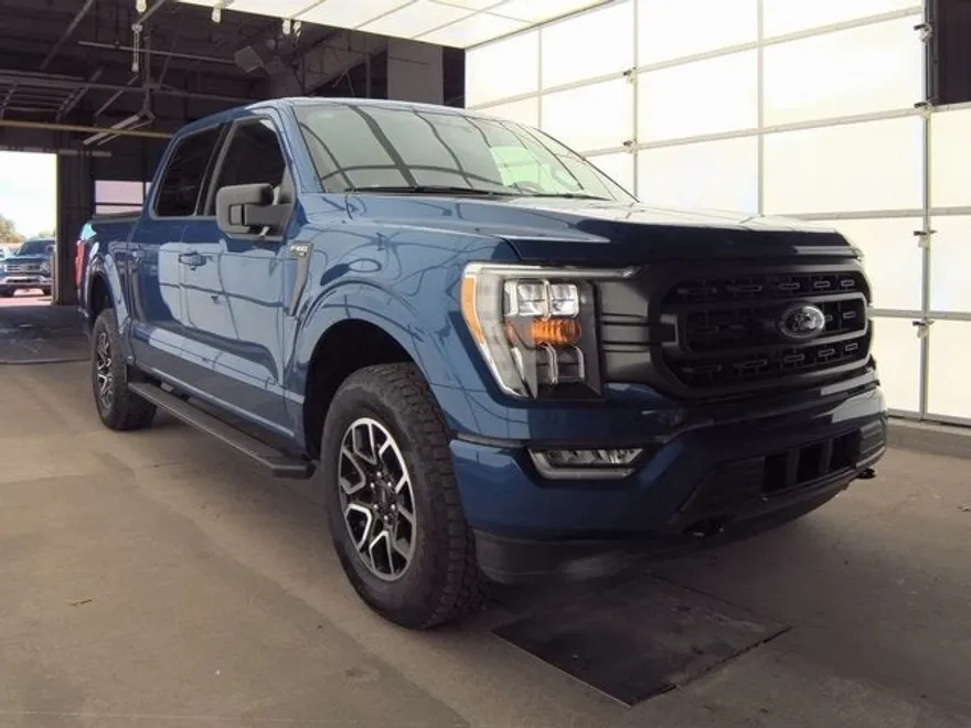 2023 Ford F-150 XLT photo 1