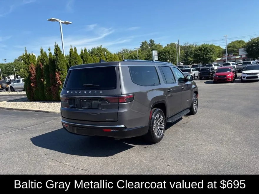2024 Jeep Wagoneer L Series II photo 1