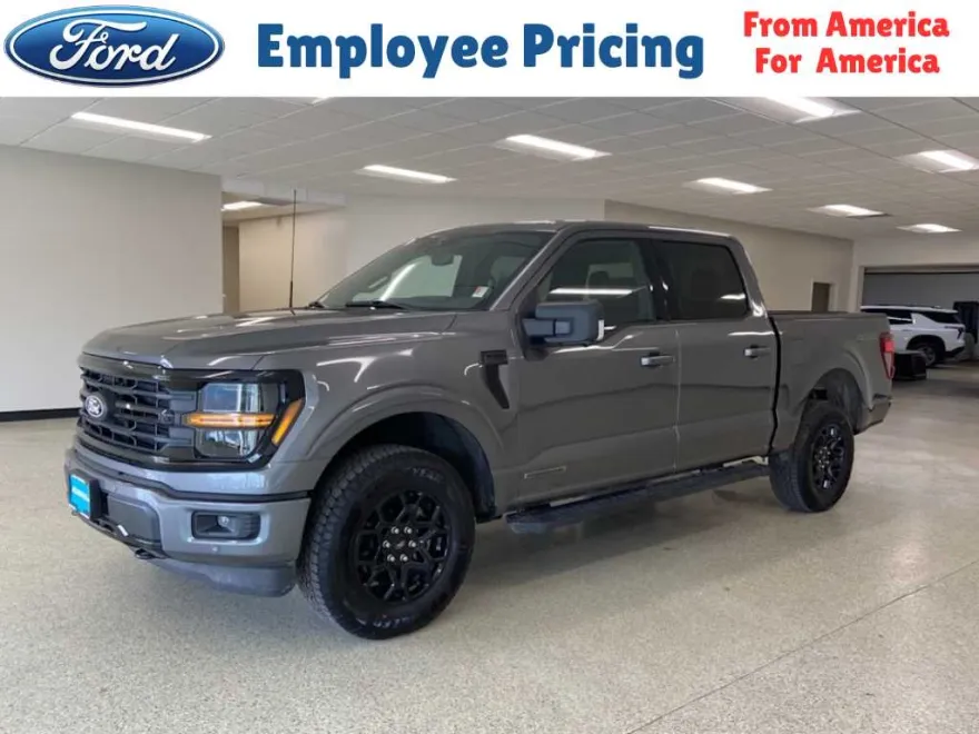 2025 Ford F-150 XLT photo 1