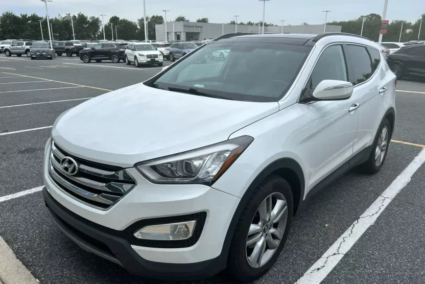 2014 Hyundai Santa Fe Sport photo 1