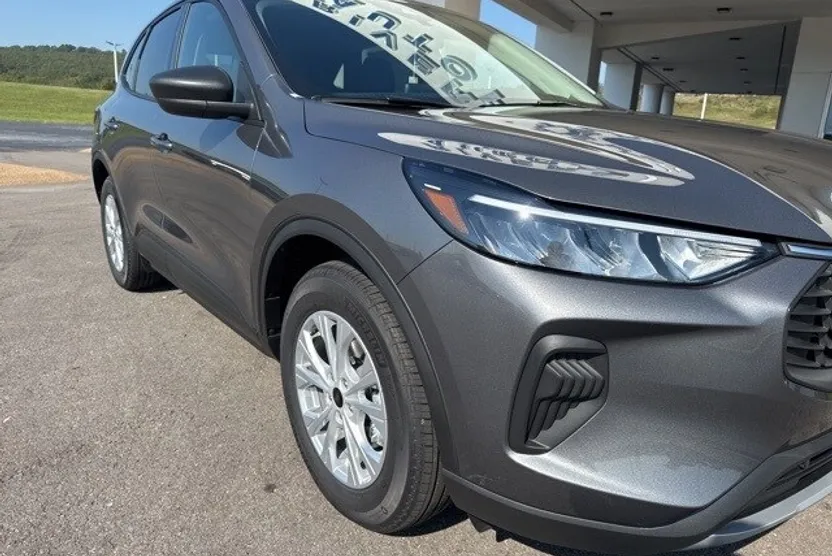 2025 Ford Escape Active photo 1