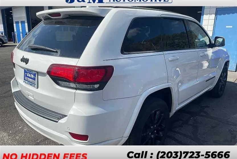 2019 Jeep Grand Cherokee Altitude photo 1