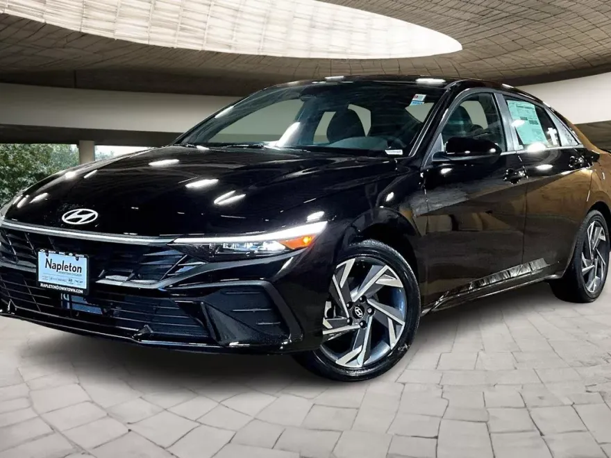2025 Hyundai Elantra Hybrid SEL Sport photo 1