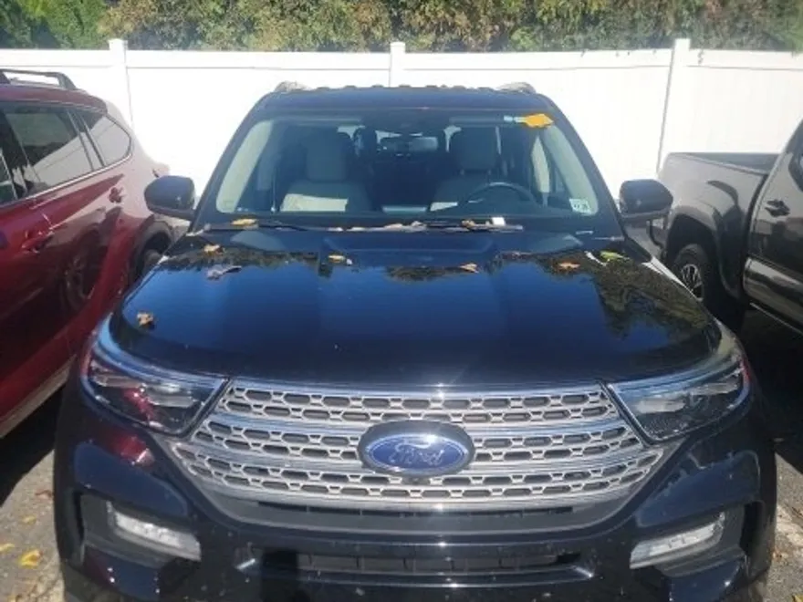2021 Ford Explorer Limited photo 1