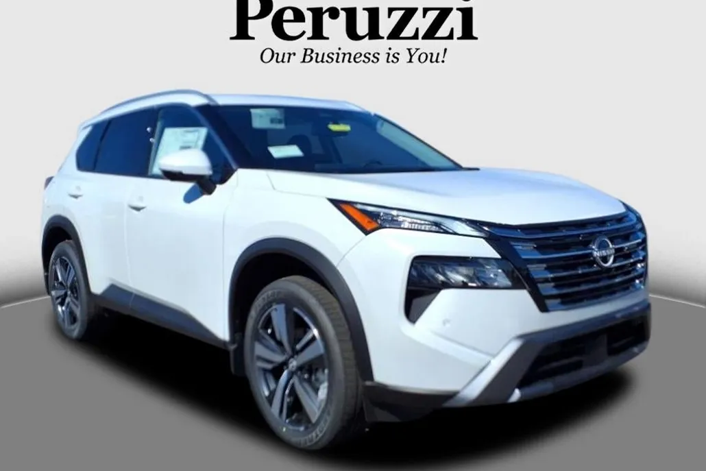 2025 Nissan Rogue SL photo 1
