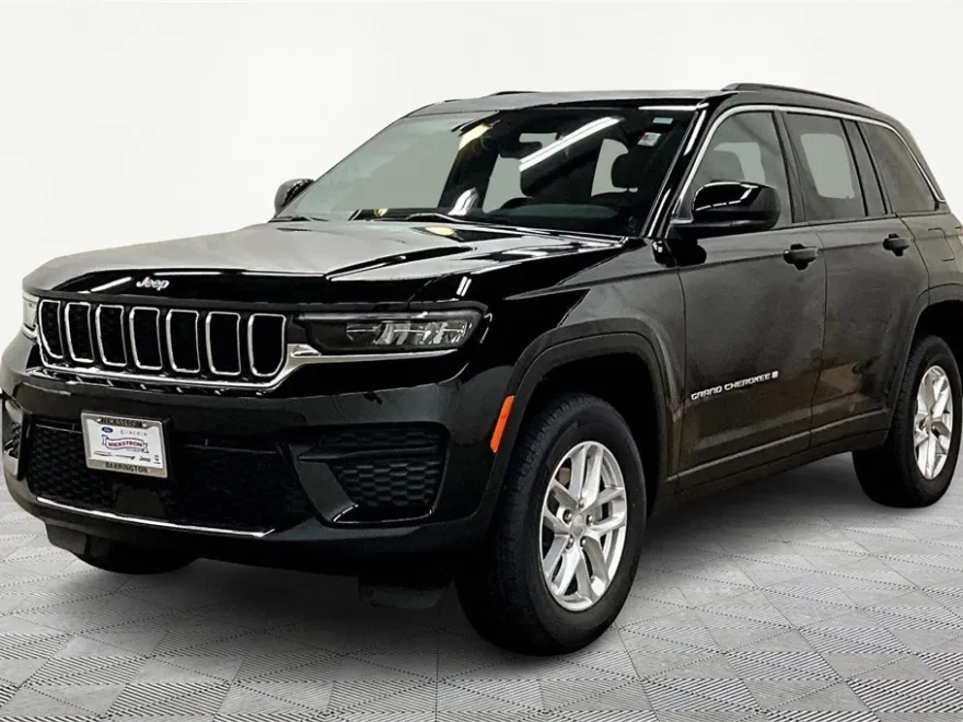 2025 Jeep Grand Cherokee Laredo X photo 1