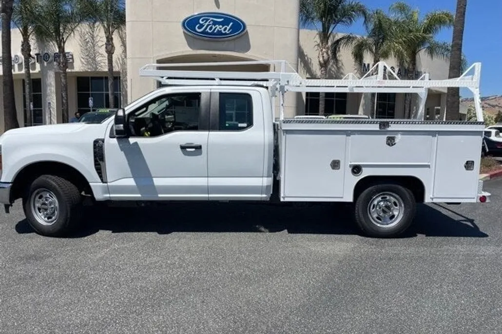2026 Ford F-250 XL photo 1