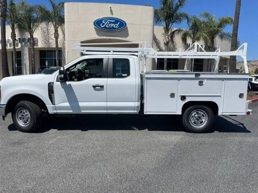 2026 Ford F-250 XL photo 1