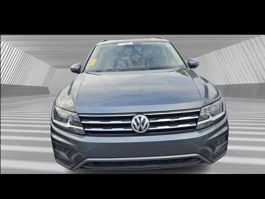 2020 Volkswagen Tiguan S photo 1