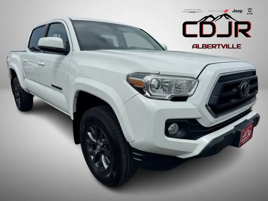 2022 Toyota Tacoma SR5 photo 1
