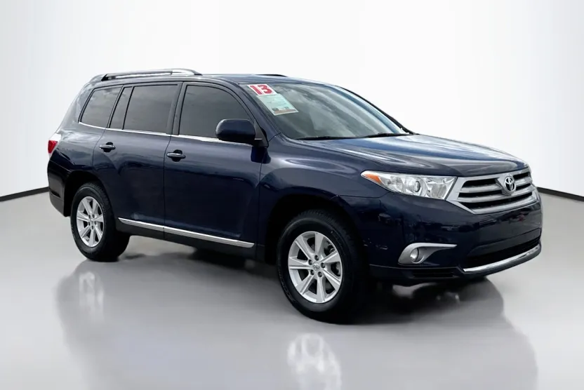 2013 Toyota Highlander SE photo 1