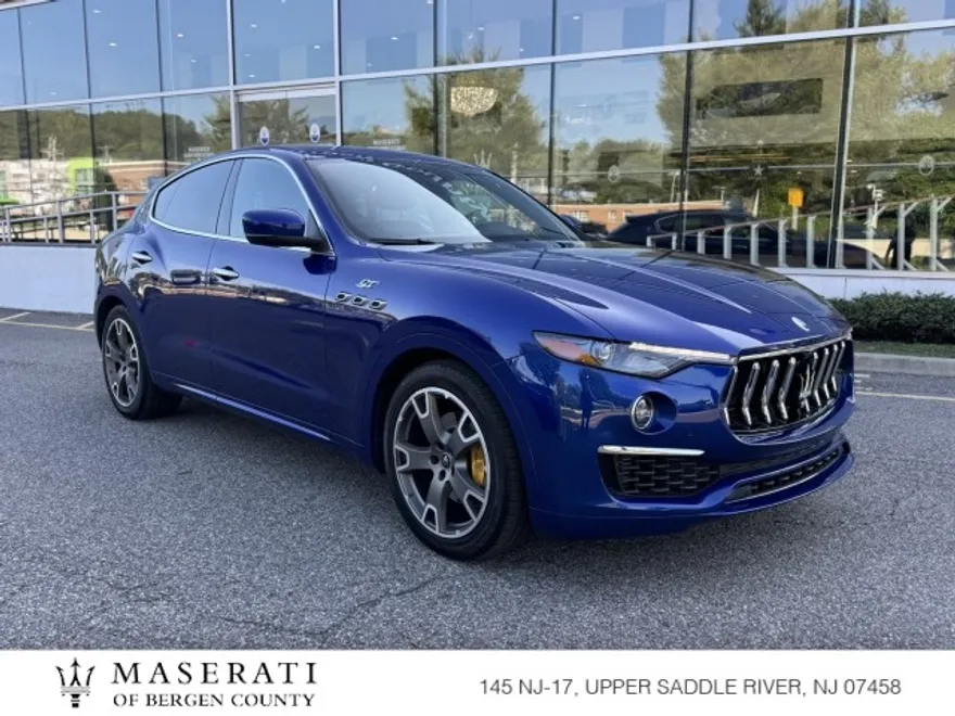 2022 Maserati Levante GT photo 1