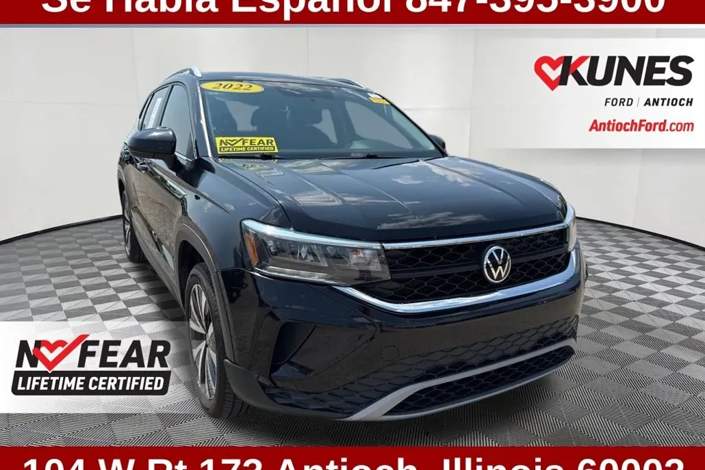 2022 Volkswagen Taos SE photo 1