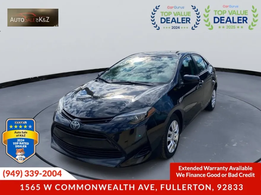 2018 Toyota Corolla LE photo 1