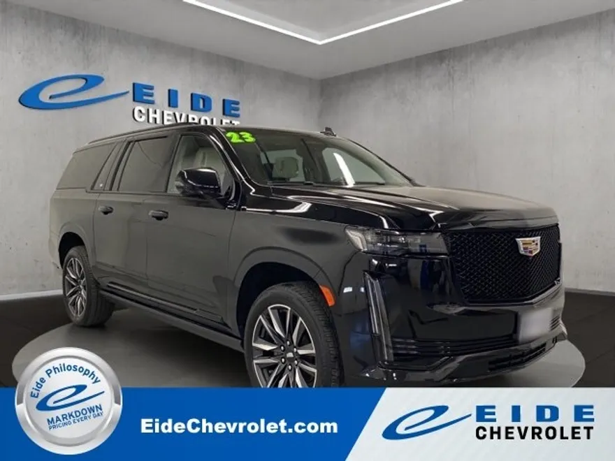 2023 Cadillac Escalade ESV Sport Platinum photo 1