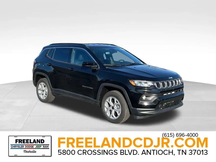 2025 Jeep Compass Latitude photo 1