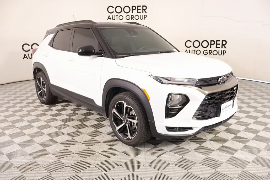 2023 Chevrolet Trailblazer RS photo 1