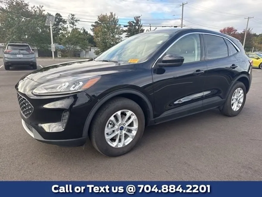 2021 Ford Escape SE photo 1