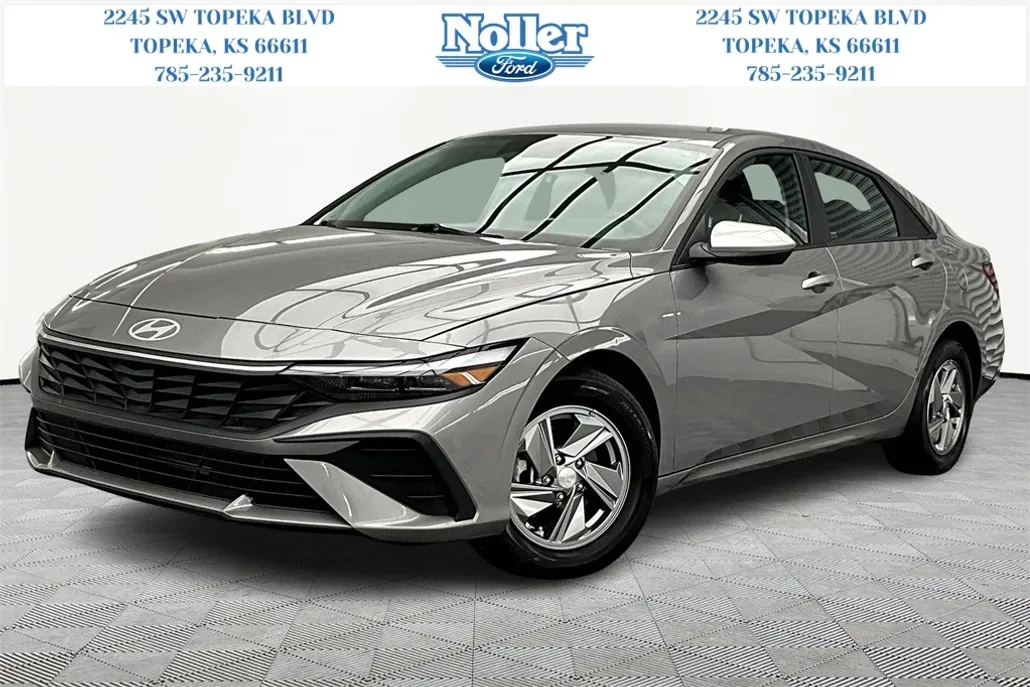 2024 Hyundai Elantra SE photo 1