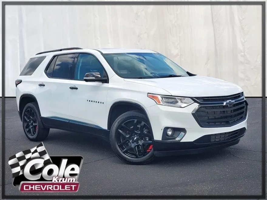 2021 Chevrolet Traverse Premier photo 1