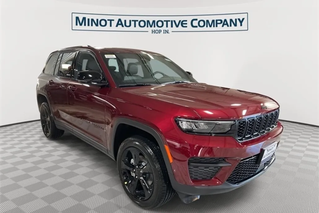 2025 Jeep Grand Cherokee Altitude X photo 1