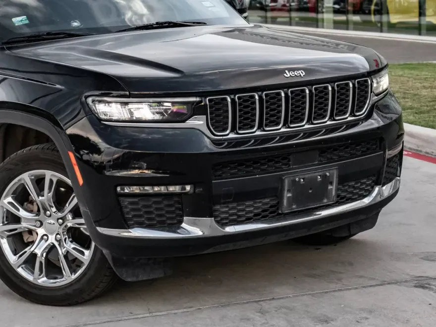 2022 Jeep Cherokee Limited photo 1