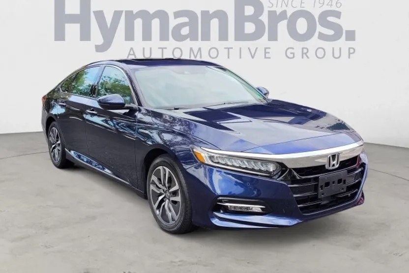 2019 Honda Accord Hybrid Touring photo 1