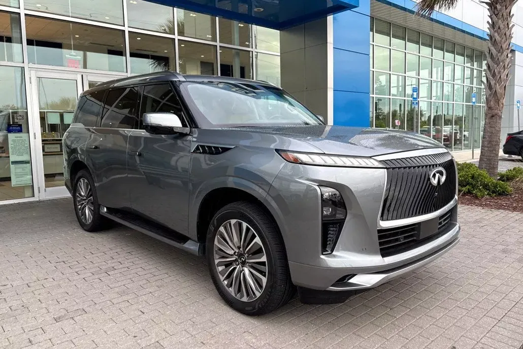 2025 Infiniti QX80 Sensory photo 1