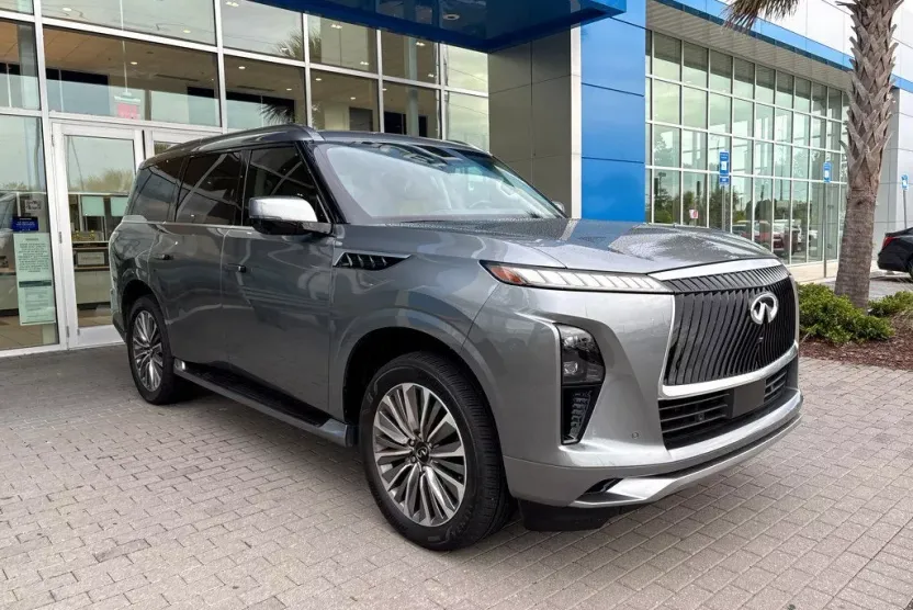 2025 Infiniti QX80 Sensory photo 1