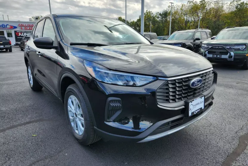 2026 Ford Escape Active photo 1